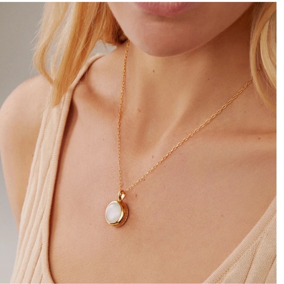 Anna Beck Jewelry - Anna Beck large moonstone necklace NWB